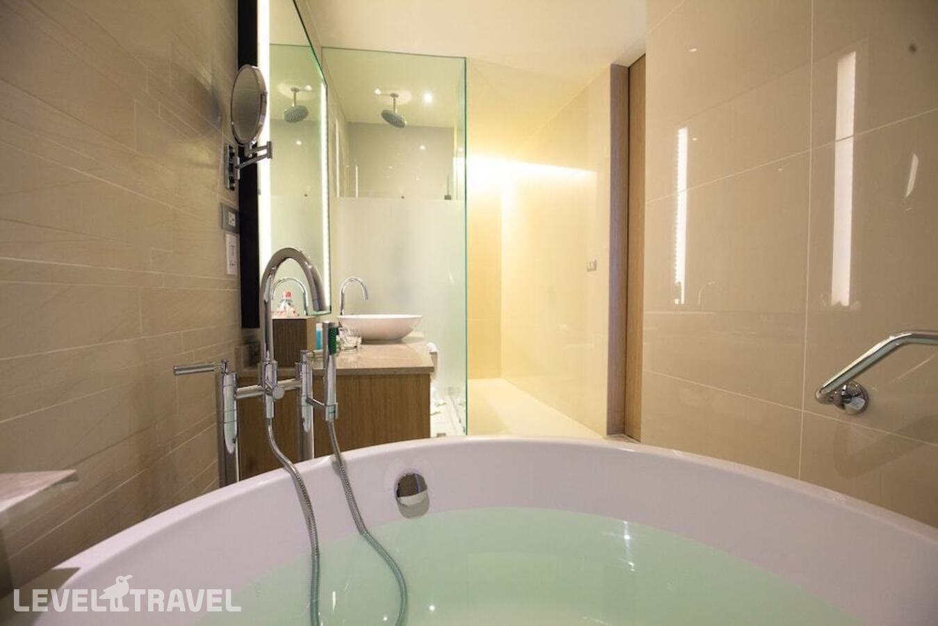 фотографии номера Роскошный семейный отеля Movenpick Siam Hotel Na Jomtien Pattaya в Таиланд(Джомтьен) - фото №9