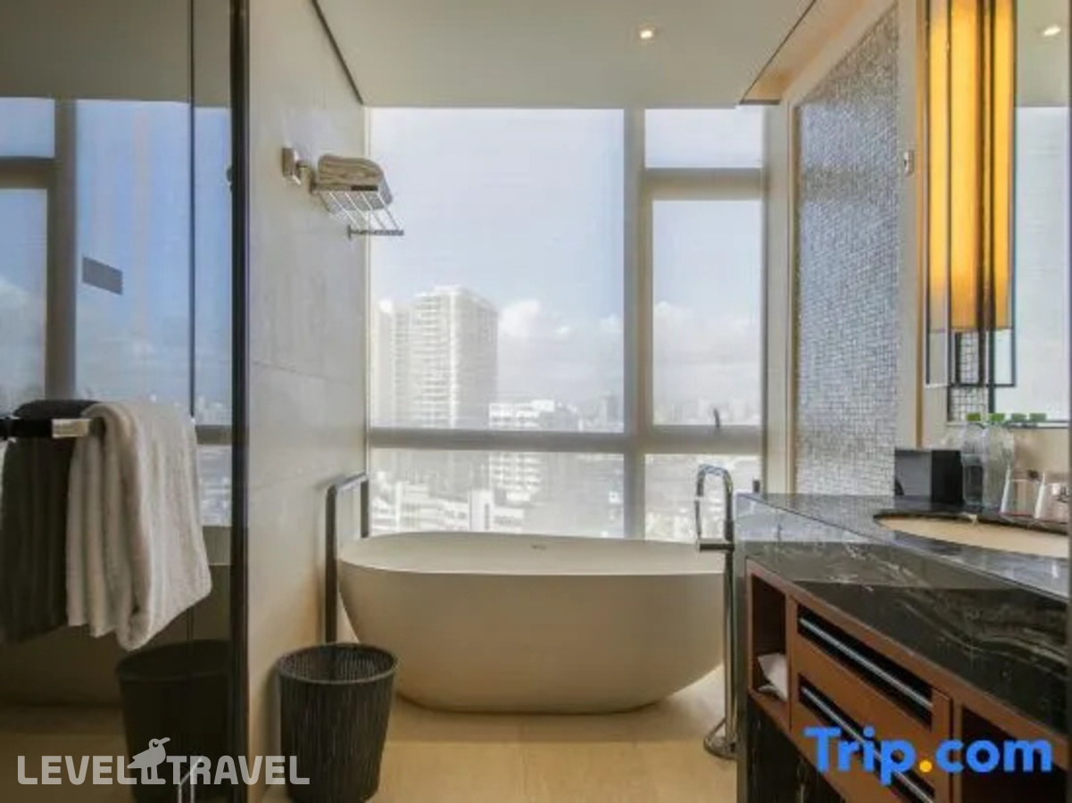 фотографии номера Улучшенный люкс отеля Crowne Plaza Sanya City Center в Китай(Санья) - фото №3