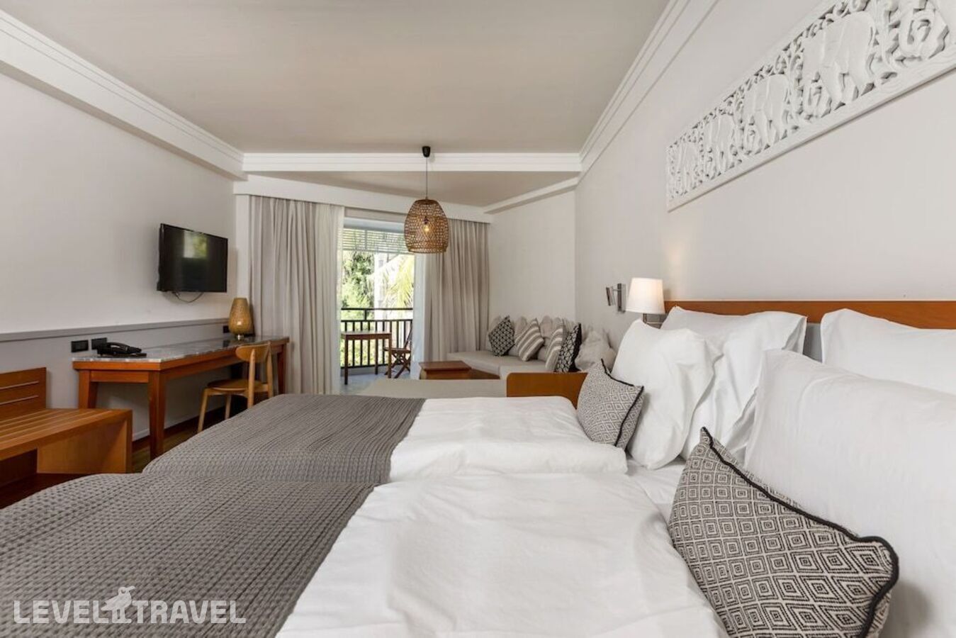 фотографии номера Трехместная студия отеля Sunwing Resort & Spa Bangtao Beach в Таиланд(Банг Тао Бич) - фото №2