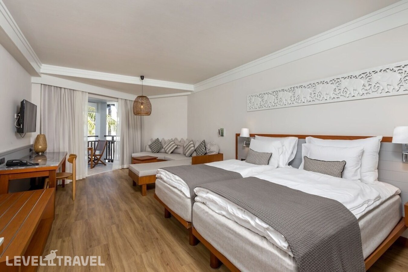 фотографии номера Трехместная студия отеля Sunwing Resort & Spa Bangtao Beach в Таиланд(Банг Тао Бич) - фото №5