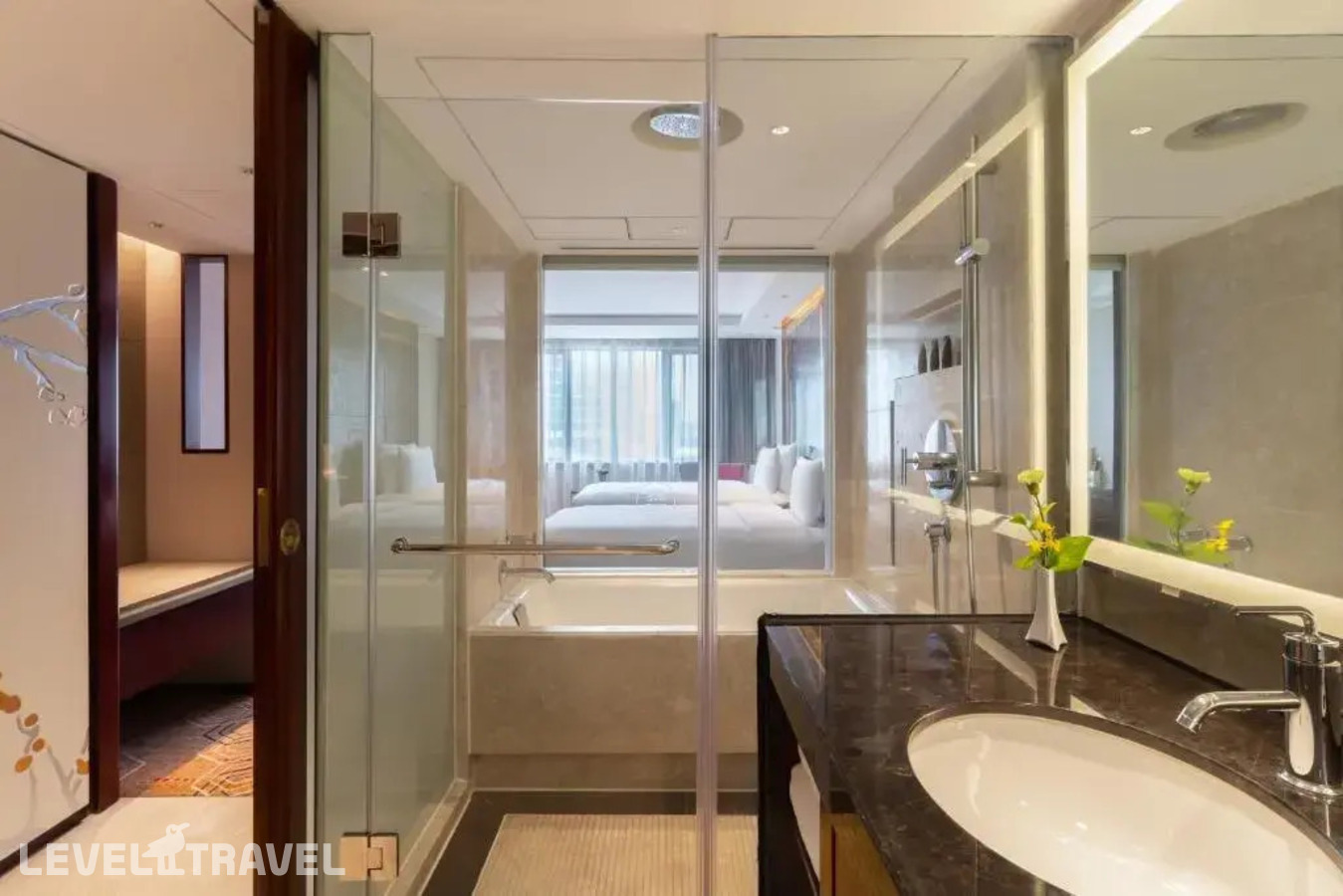 фотографии номера Делюкс для курящих (две кровати) отеля China Hotel A Marriott Hotel в Китай(Гуанчжоу) - фото №2