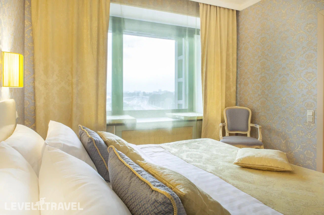 фотографии номера Люкс О-де-Франс отеля Отель Москва (The Moscow Hotel) в Россия(Центральный район) - фото №1