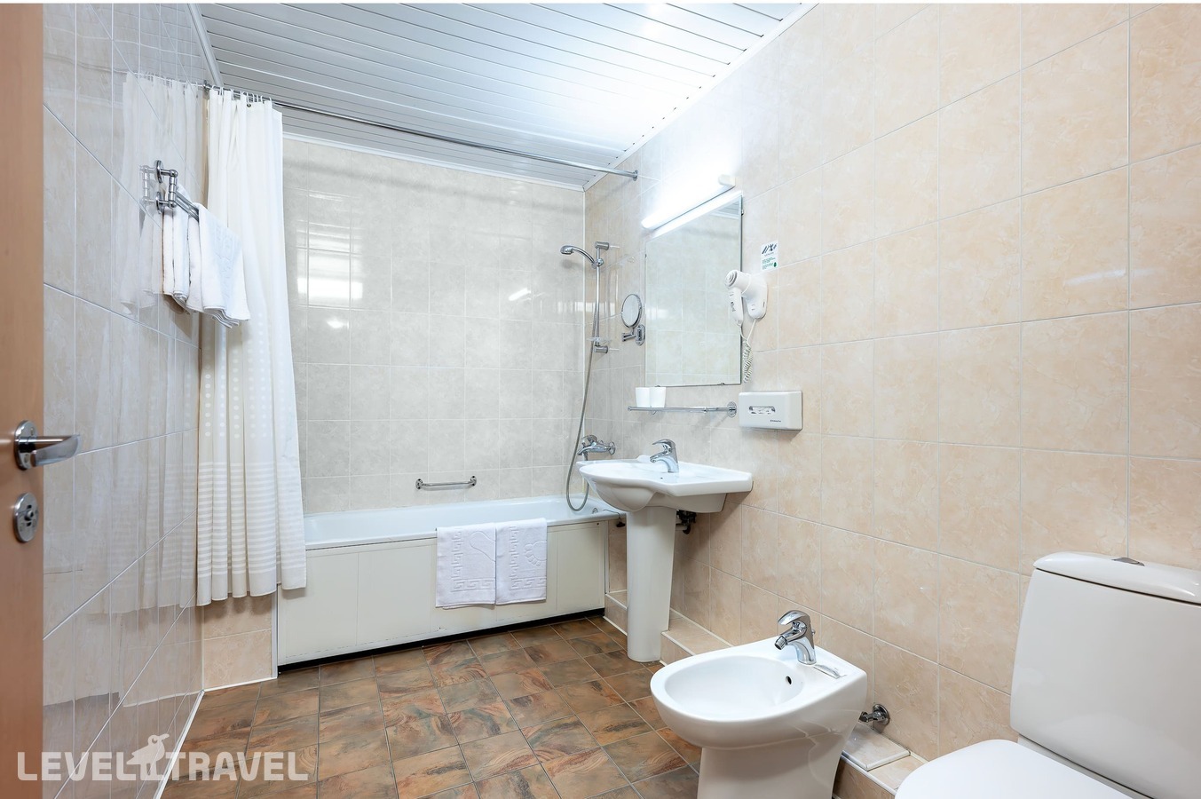 фотографии номера Номер Комфорт отеля Отель Москва (The Moscow Hotel) в Россия(Центральный район) - фото №3