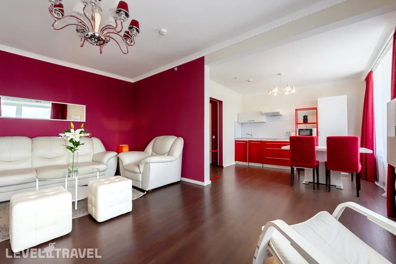 фотографии номера Апартаменты с видом на реку отеля Отель Москва (The Moscow Hotel) в Россия(Центральный район) - фото №3