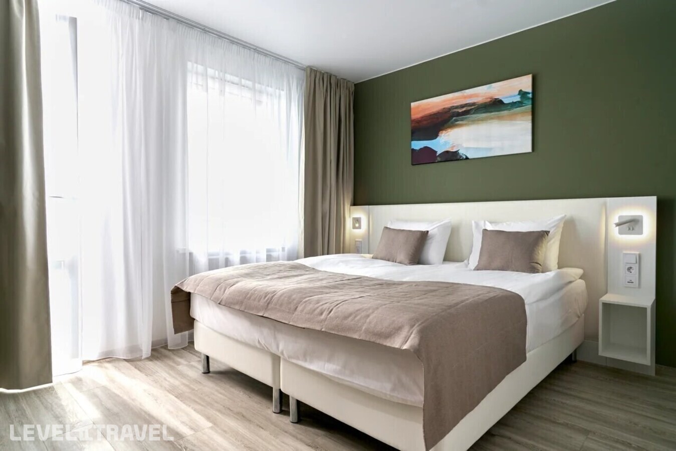 фотографии номера Люкс отеля Valo Hotel City в Россия(Фрунзенский район) - фото №1