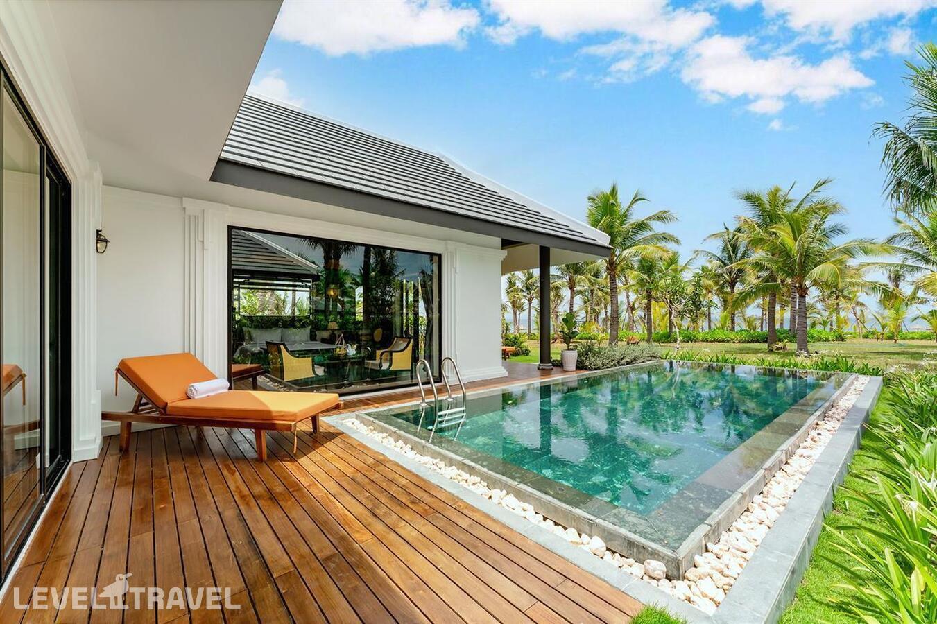 фотографии номера Вилла с частным бассейном (2 спальни) отеля Bliss Hoi An Beach Resort & Wellness в Вьетнам(Тханг Ан) - фото №5