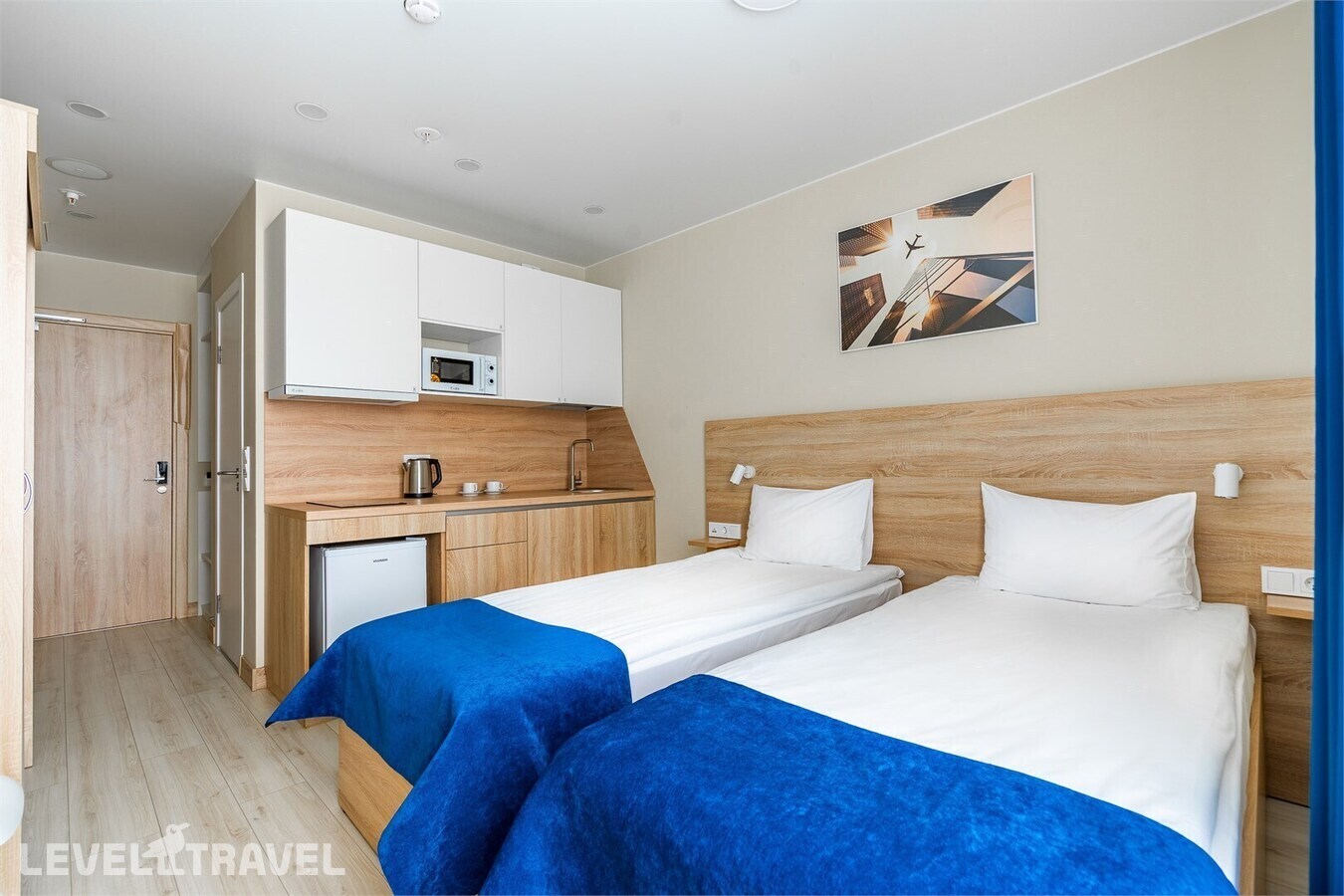фотографии номера Стандартный (две односпальные кровати) отеля Best Western Zoom Hotel в Россия(Приморский район) - фото №1