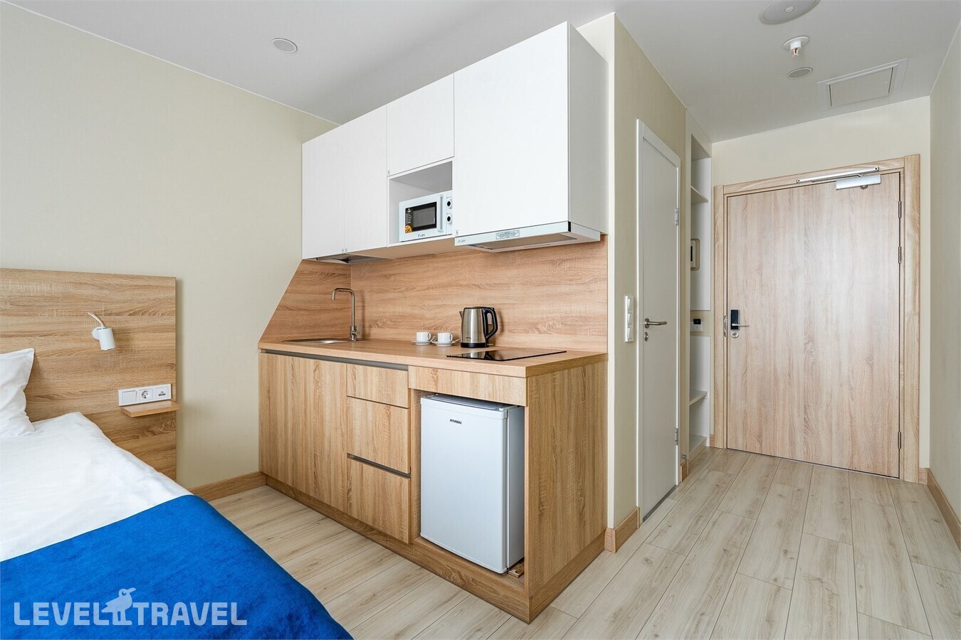 фотографии номера Стандартный (двуспальная кровать) отеля Best Western Zoom Hotel в Россия(Приморский район) - фото №6