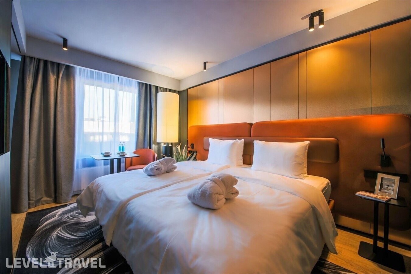 фотографии номера Полулюкс отеля Mercure Hotel And Residence в Россия(Фрунзенский район) - фото №1