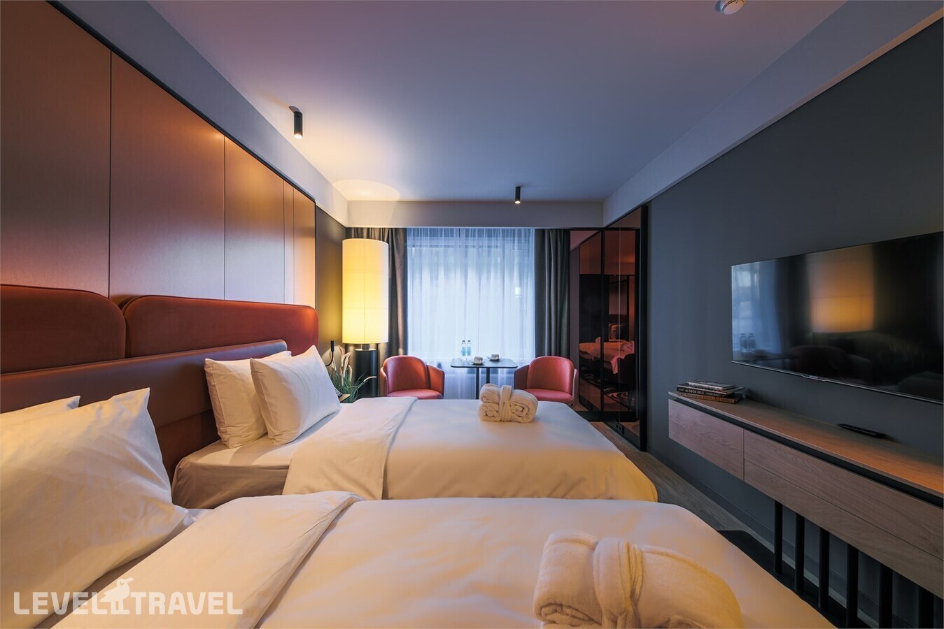 фотографии номера Номер Комфорт с видом на двор отеля Mercure Hotel And Residence в Россия(Фрунзенский район) - фото №3