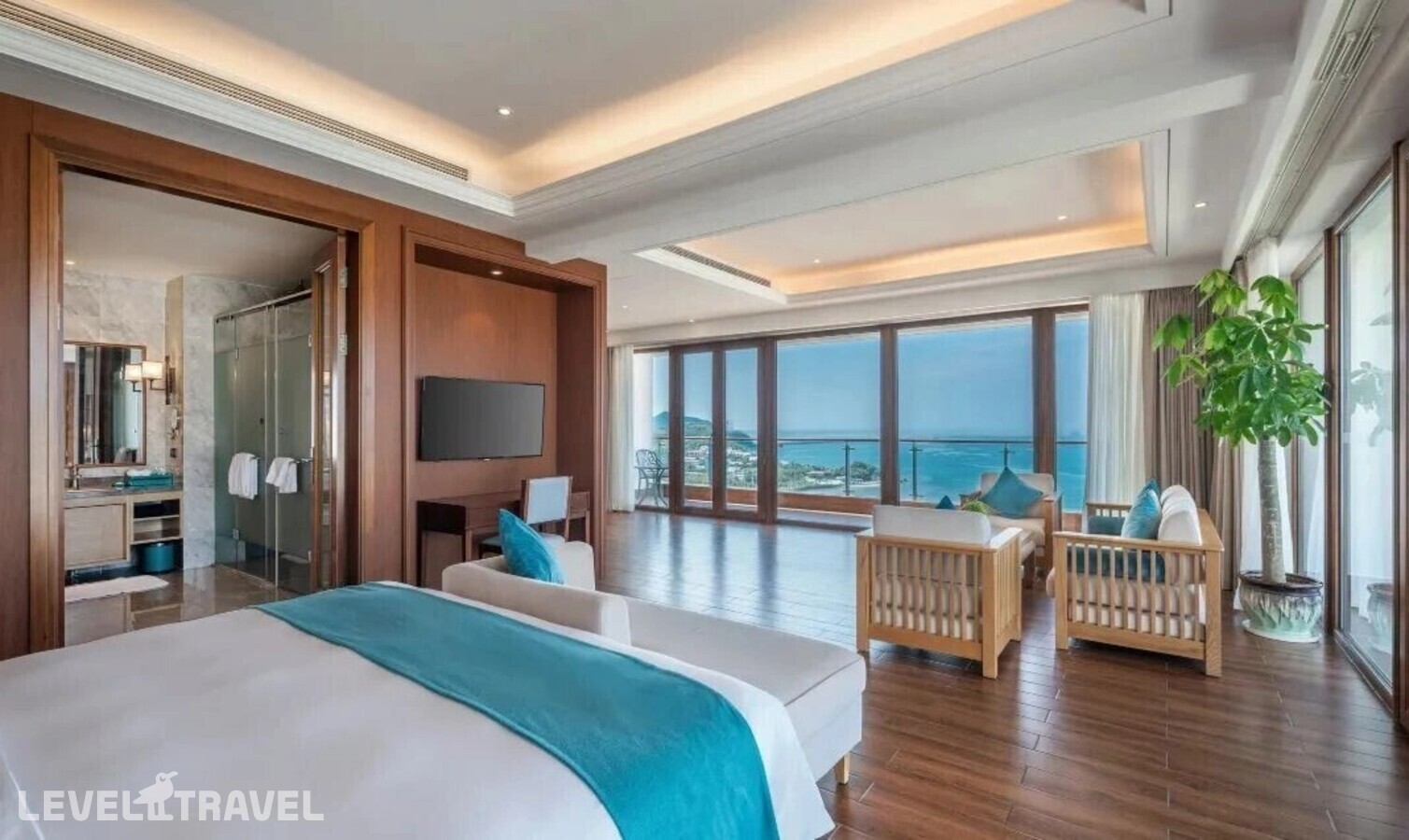 фотографии номера Люкс с 270-градусным видом на океан отеля Dadonghai Hotel Sanya в Китай(Дадунхай Бэй) - фото №2