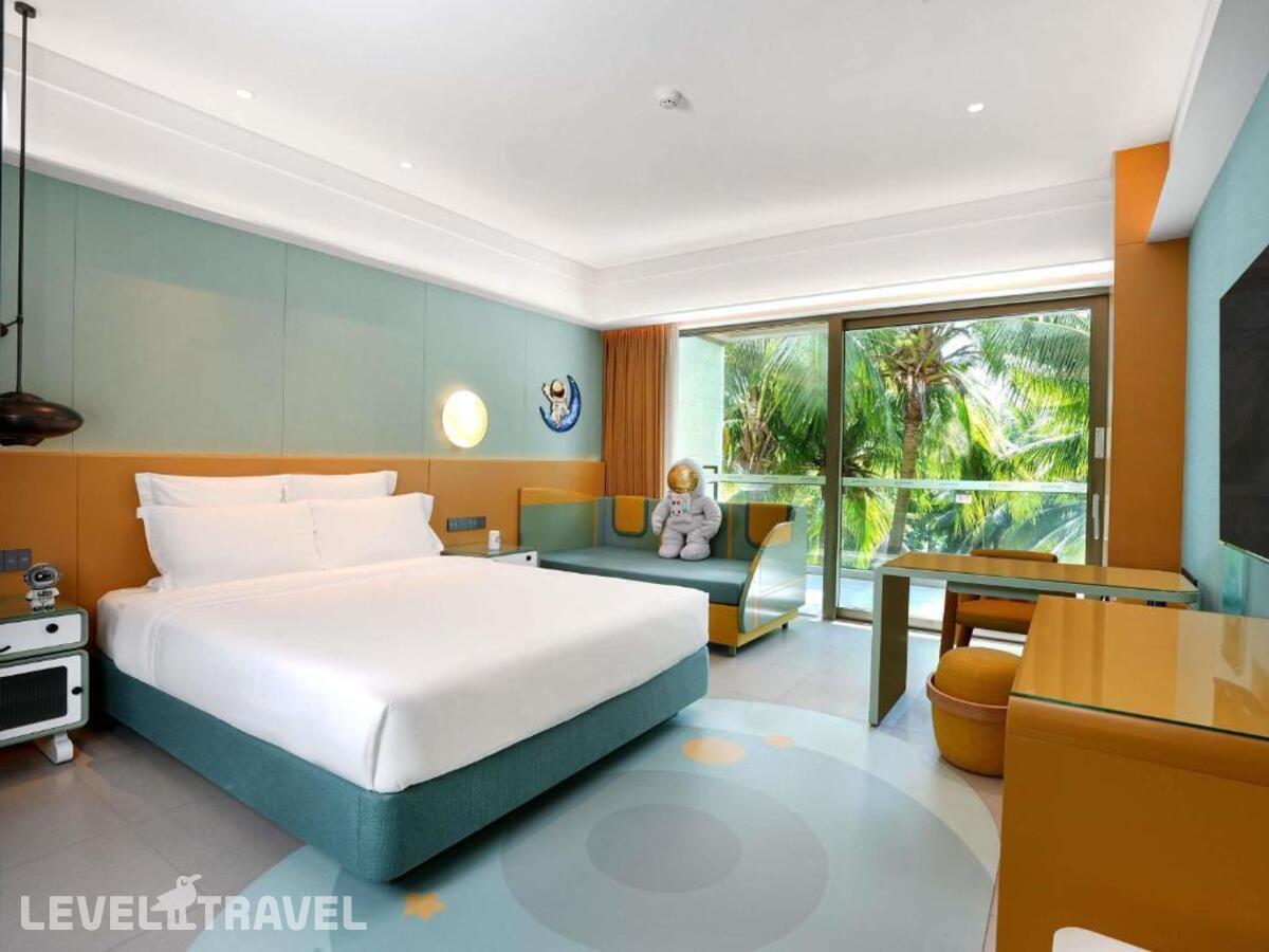 фотографии номера Семейный номер Fantasy Star отеля Pullman Oceanview Sanya Bay Resort & Spa в Китай(Санья) - фото №1