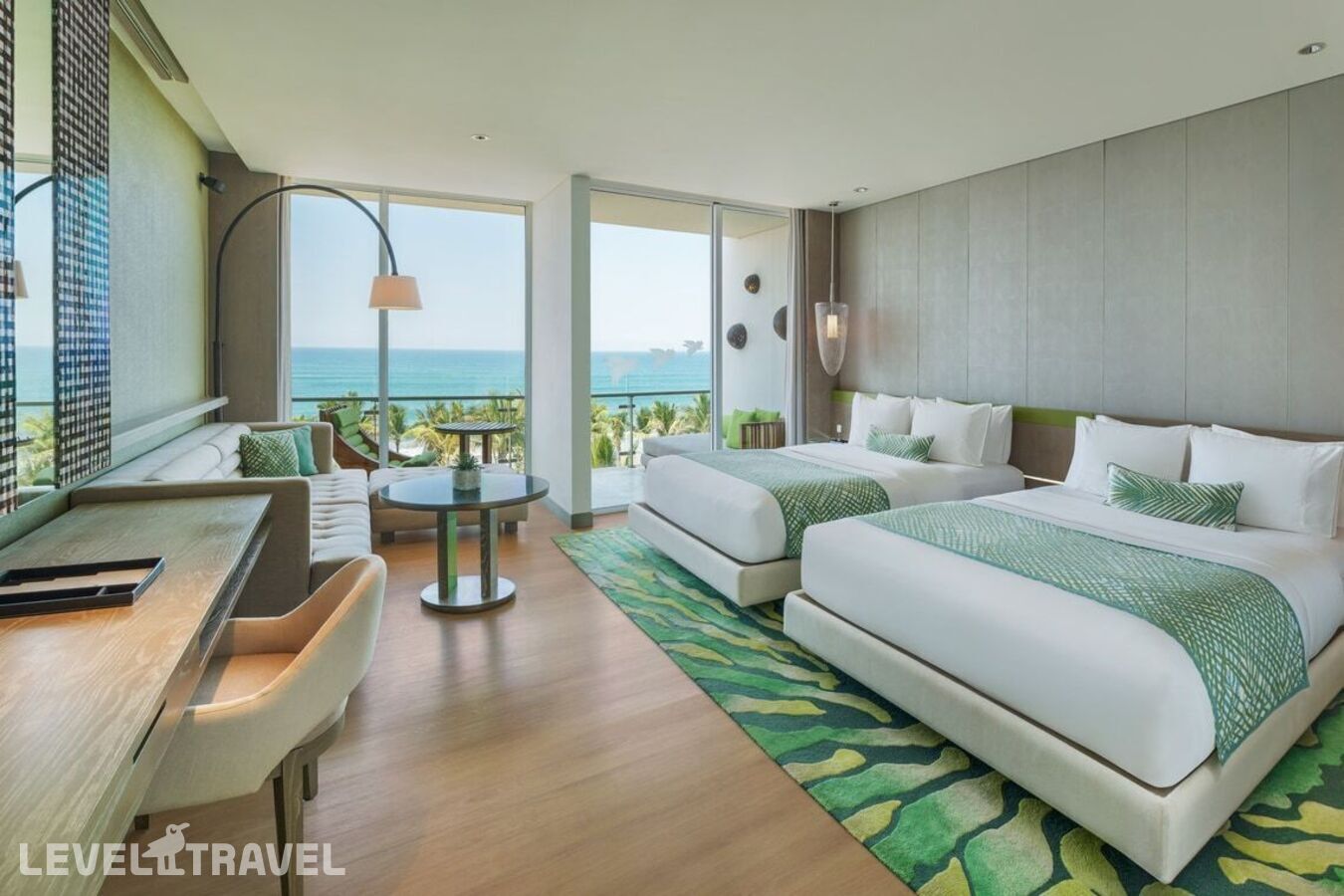 фотографии номера Премьер (две двуспальные кровати) отеля W Bali Seminyak (Ex. W Retreat & Spa) в Индонезия(Керобокан) - фото №1