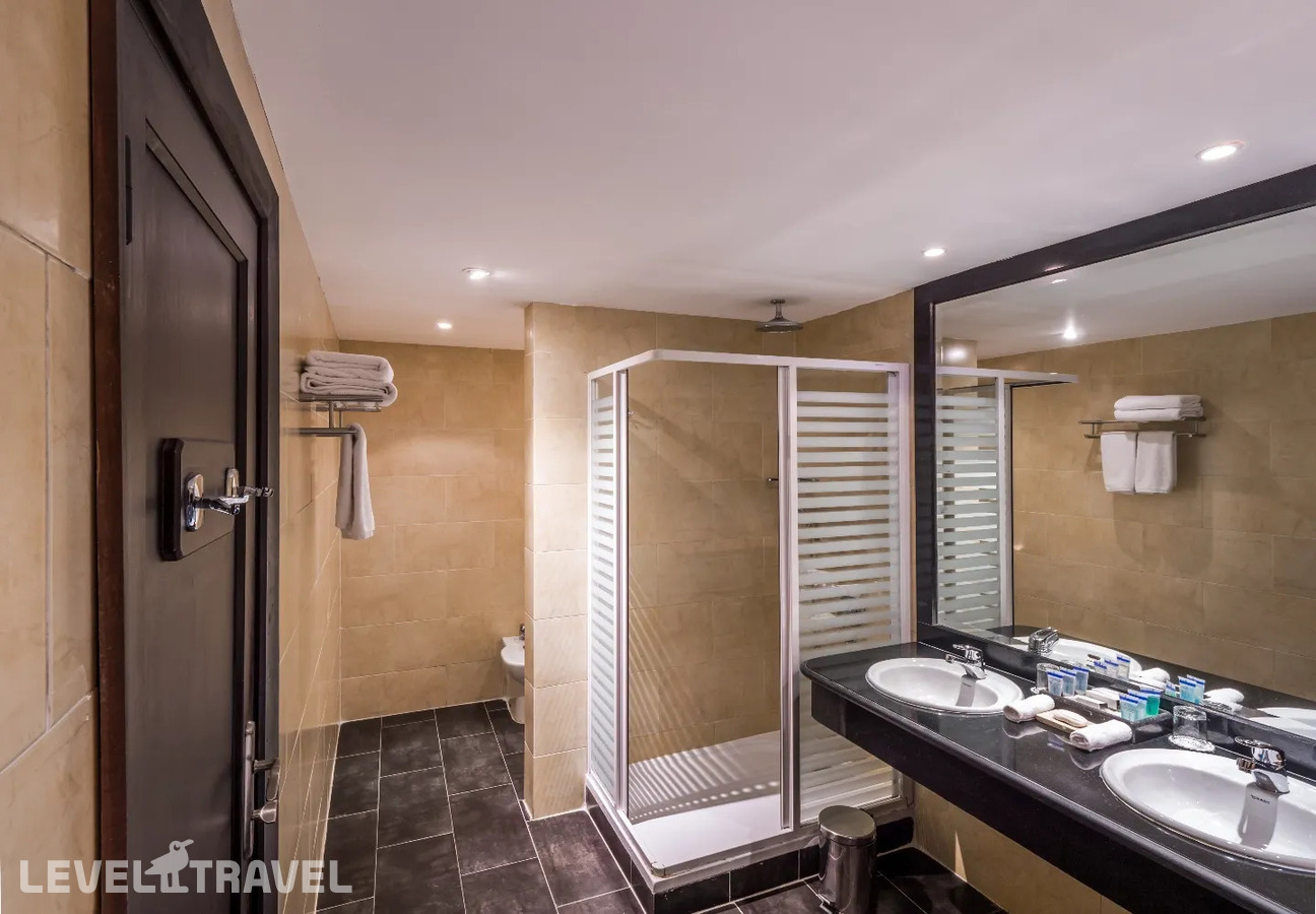 фотографии номера Полулюкс только для взрослых отеля Fort Arabesque Resort & Spa в Египет(Макади Бэй) - фото №2
