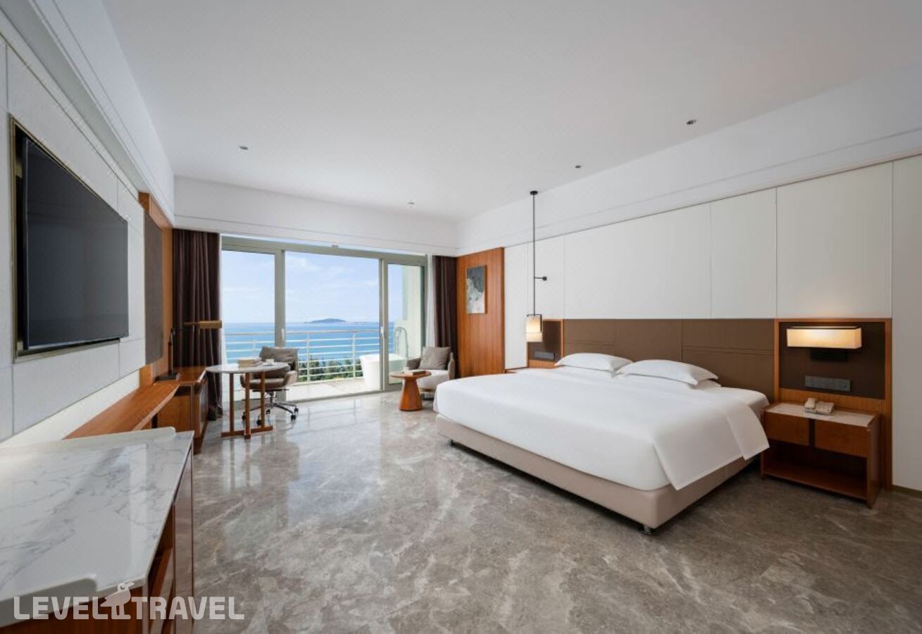 фотографии номера Номер Super с 180-градусным видом на океан отеля Grand Soluxe Hotel & Resort Sanya в Китай(Санья) - фото №2