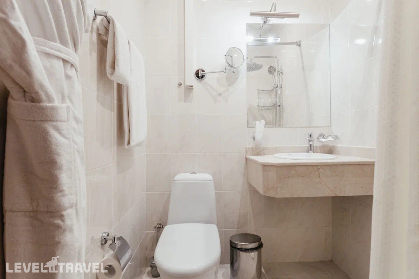 фотографии номера Стандартный с балконом (корпус 2) отеля Amra Park Hotel & Spa в Абхазия(Гагра) - фото №3