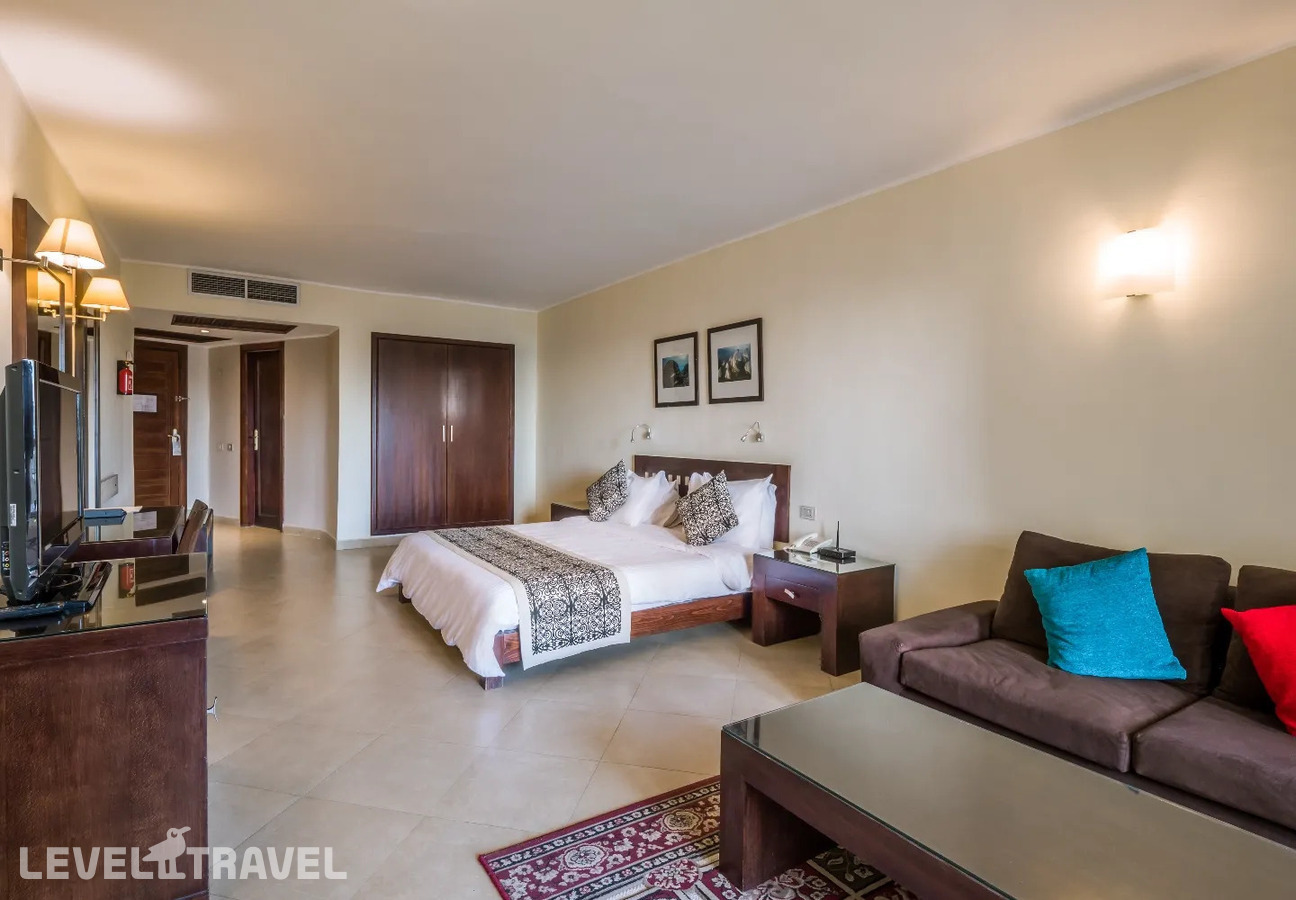 фотографии номера Люкс Пентхаус (только для взрослых 16+) отеля Fort Arabesque Resort & Spa в Египет(Макади Бэй) - фото №1