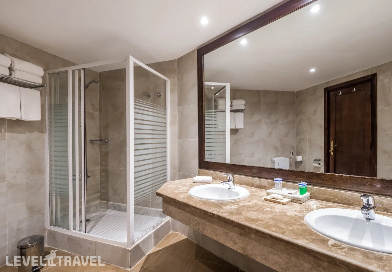 фотографии номера Люкс Пентхаус (только для взрослых 16+) отеля Fort Arabesque Resort & Spa в Египет(Макади Бэй) - фото №6