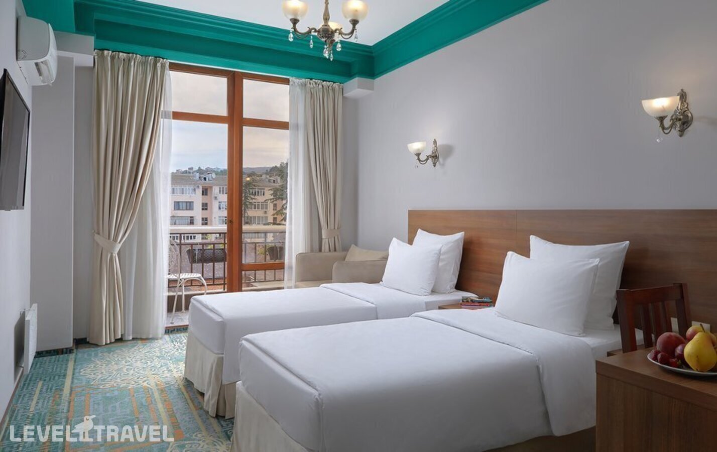 фотографии номера Стандартный (две односпальные кровати) отеля Garuda Boutique Hotel в Абхазия(Сухум) - фото №3