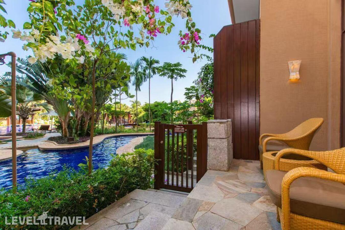 фотографии номера Номер с видом на лагуну отеля Mangrove Tree Resort Yalong Bay в Китай(Ялонг Бэй) - фото №2