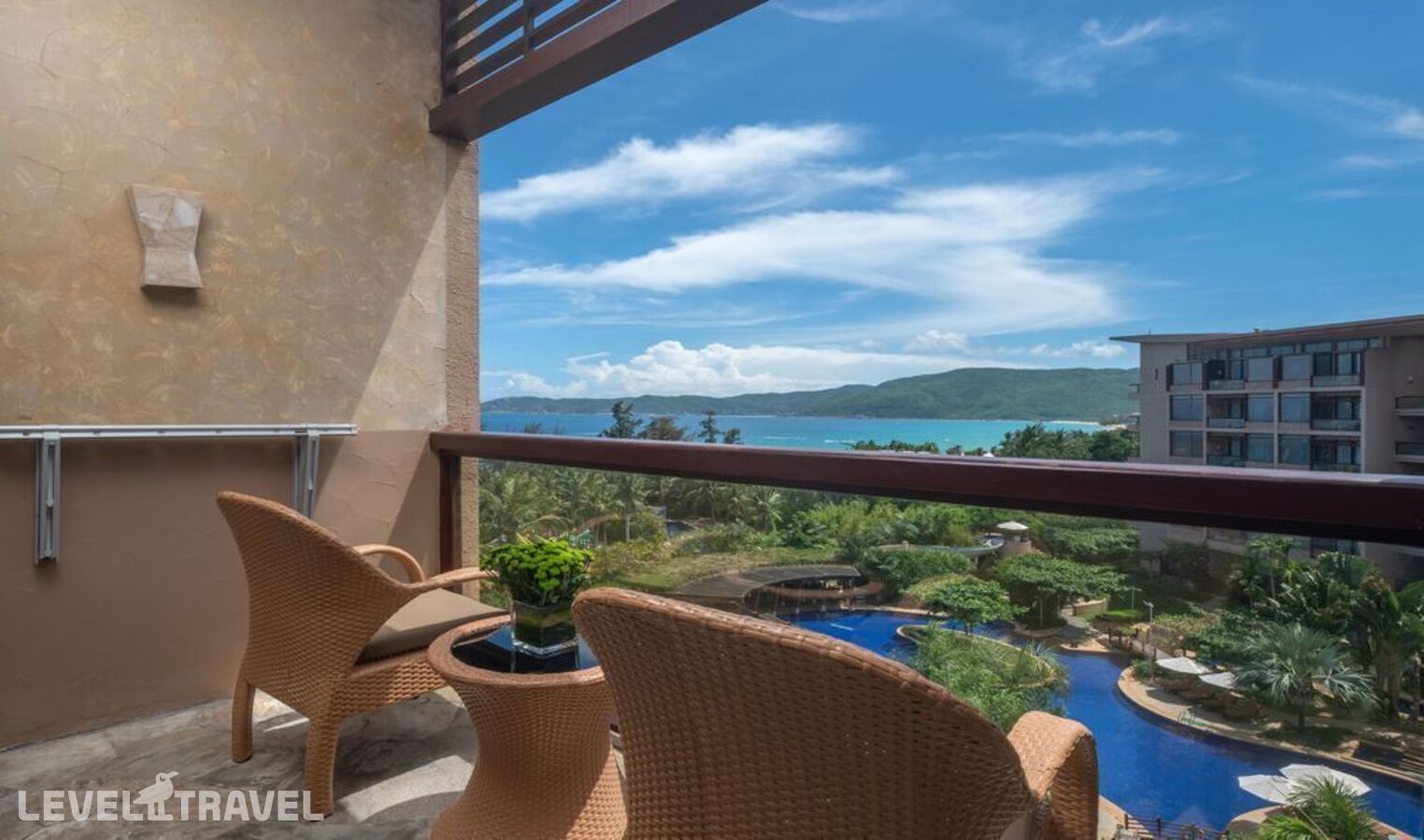 фотографии номера Делюкс с видом на море отеля Mangrove Tree Resort Yalong Bay в Китай(Ялонг Бэй) - фото №4