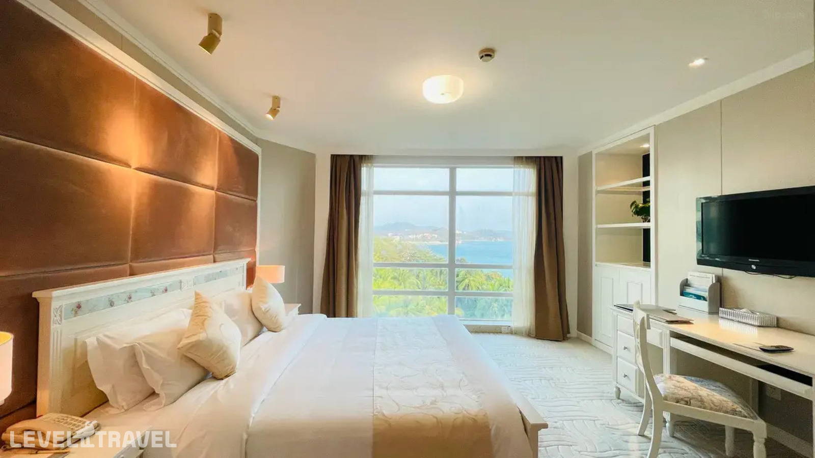 фотографии номера Люкс президентский отеля Sunshine Resort Intime Sanya в Китай(Дадунхай Бэй) - фото №2