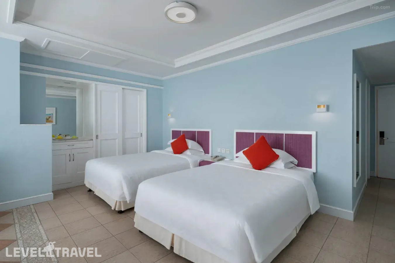фотографии номера Стандартный Sunshine (отдельные кровати) отеля Sunshine Resort Intime Sanya в Китай(Дадунхай Бэй) - фото №1