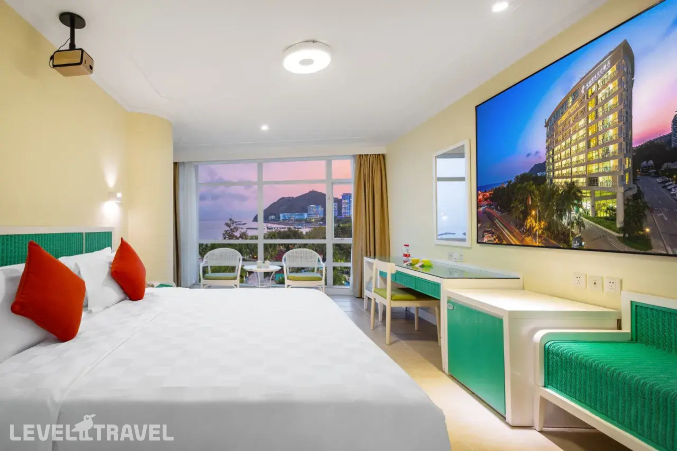 фотографии номера Стандартный с видом на море отеля Sunshine Resort Intime Sanya в Китай(Дадунхай Бэй) - фото №2