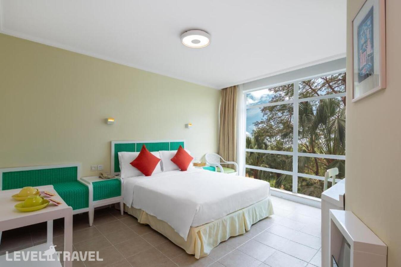 фотографии номера Стандартный с видом на сад отеля Sunshine Resort Intime Sanya в Китай(Дадунхай Бэй) - фото №1
