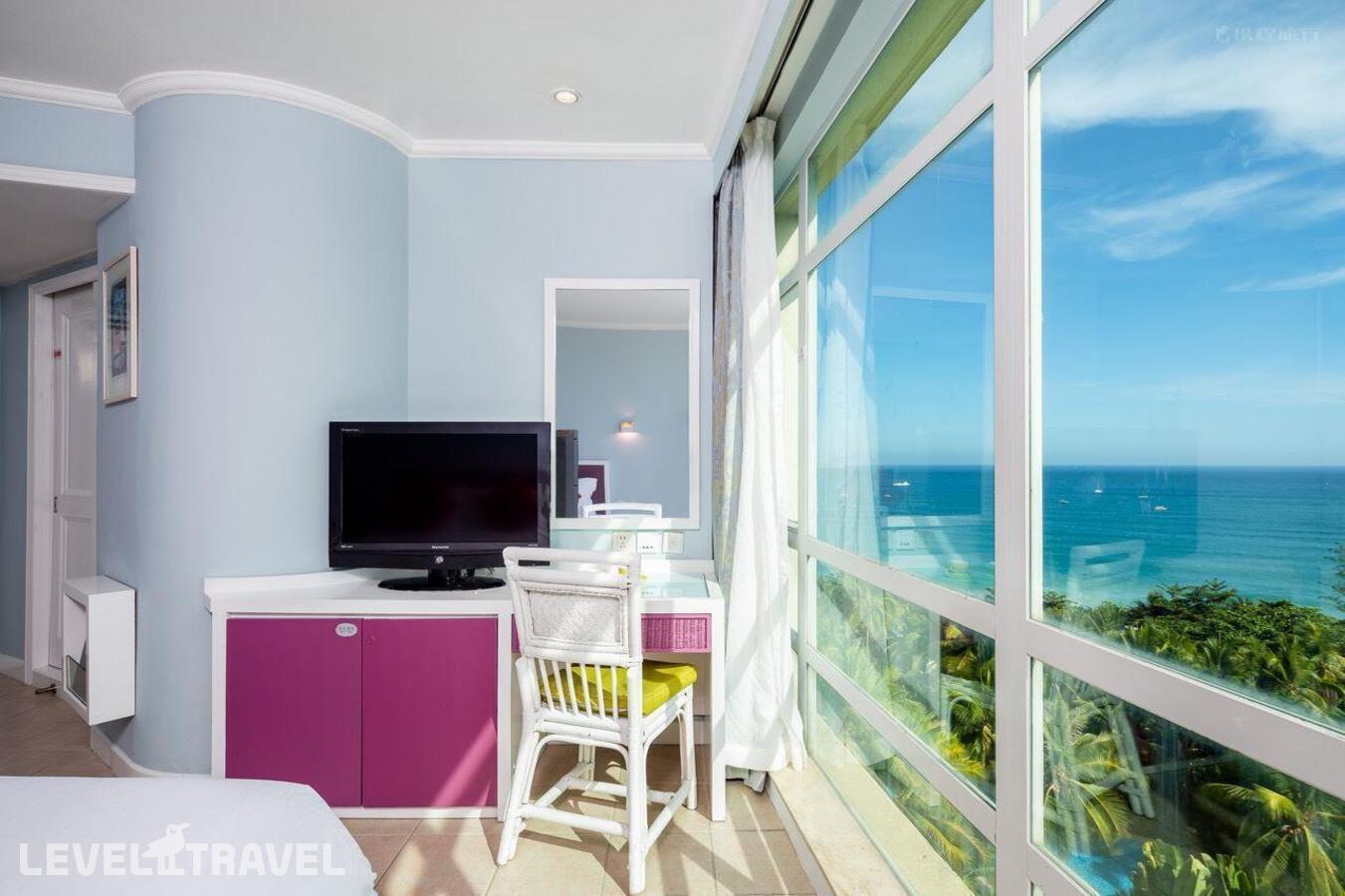 фотографии номера Улучшенный с видом на море отеля Sunshine Resort Intime Sanya в Китай(Дадунхай Бэй) - фото №6