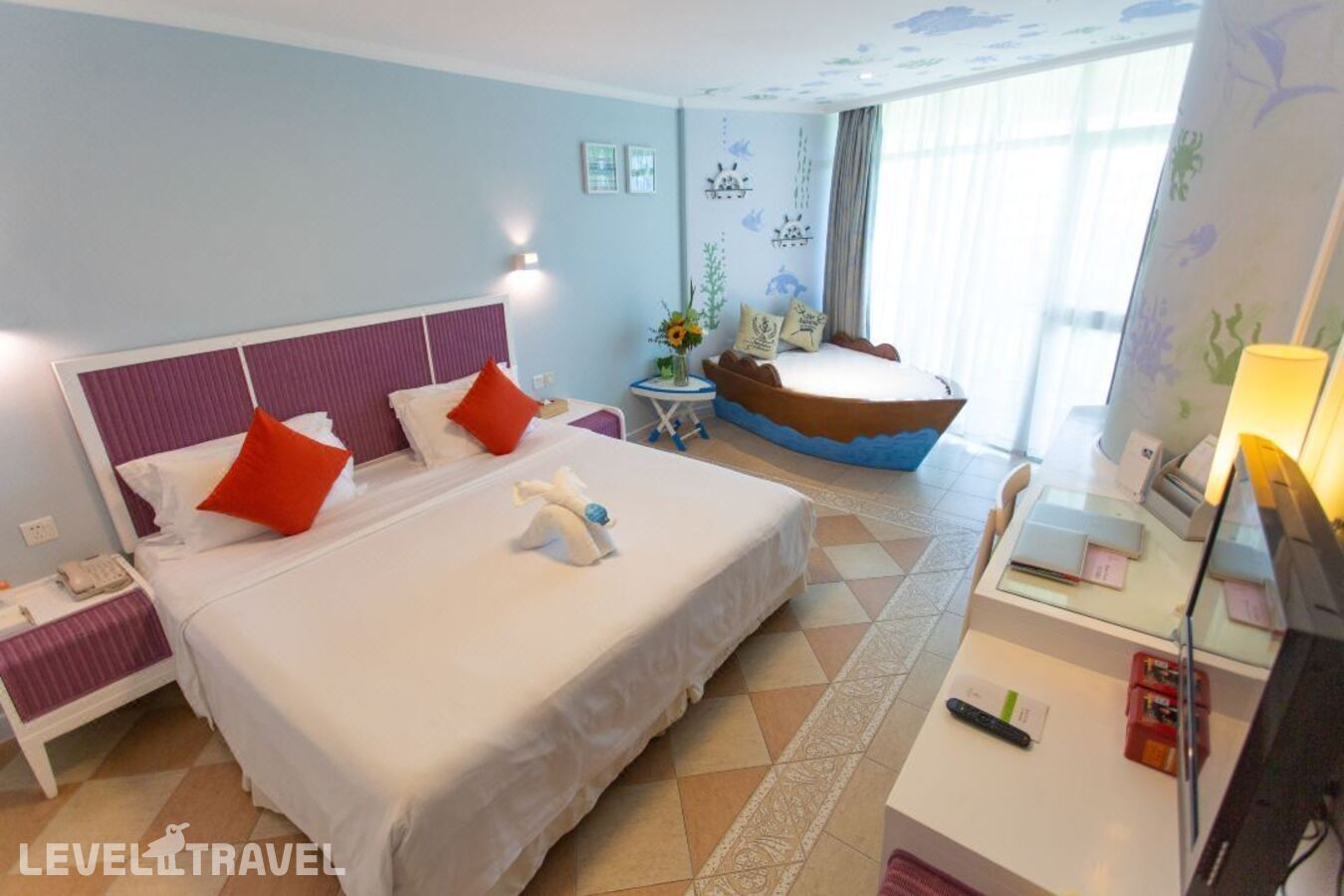 фотографии номера Семейный делюкс с видом на море отеля Sunshine Resort Intime Sanya в Китай(Дадунхай Бэй) - фото №2