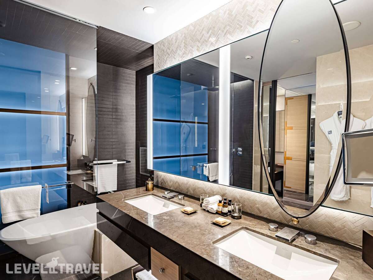 фотографии номера Номер Fairmont Skyline отеля Fairmont Quasar Istanbul Hotel в Турция(Шишли) - фото №2