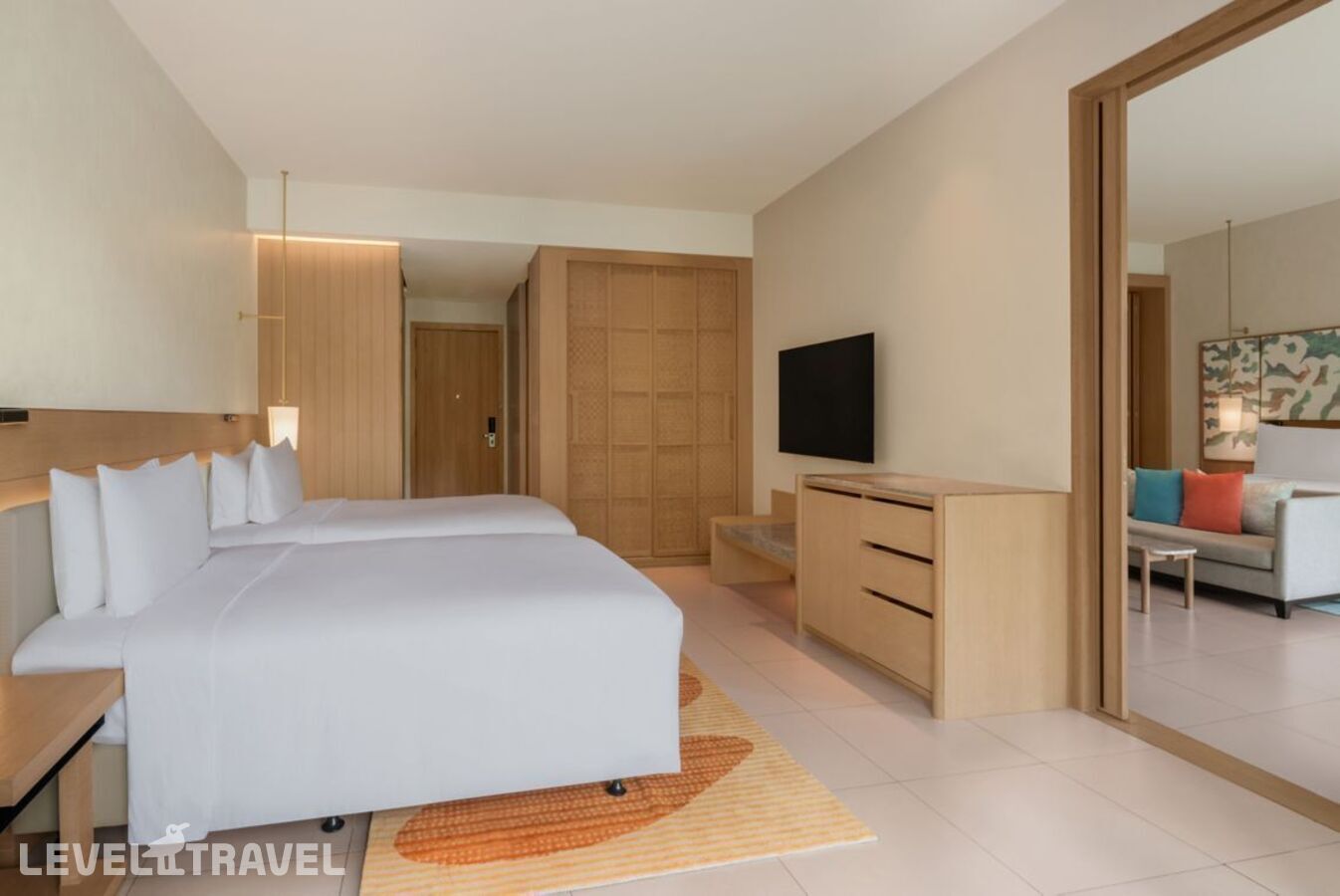 фотографии номера Просторный люкс (2 спальни) с бассейном отеля Le Meridien Phuket Maikhao Beach Resort (Ex. Holiday Inn Resort Phuket Mai Khao Beach) в Таиланд(Май Као Бич) - фото №3