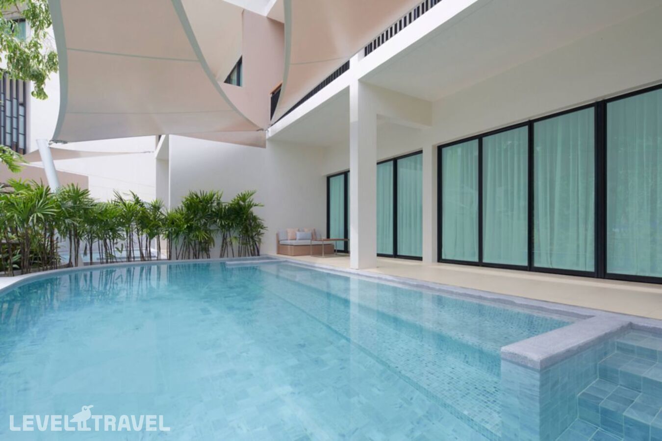 фотографии номера Просторный люкс (2 спальни) с бассейном отеля Le Meridien Phuket Maikhao Beach Resort (Ex. Holiday Inn Resort Phuket Mai Khao Beach) в Таиланд(Май Као Бич) - фото №7