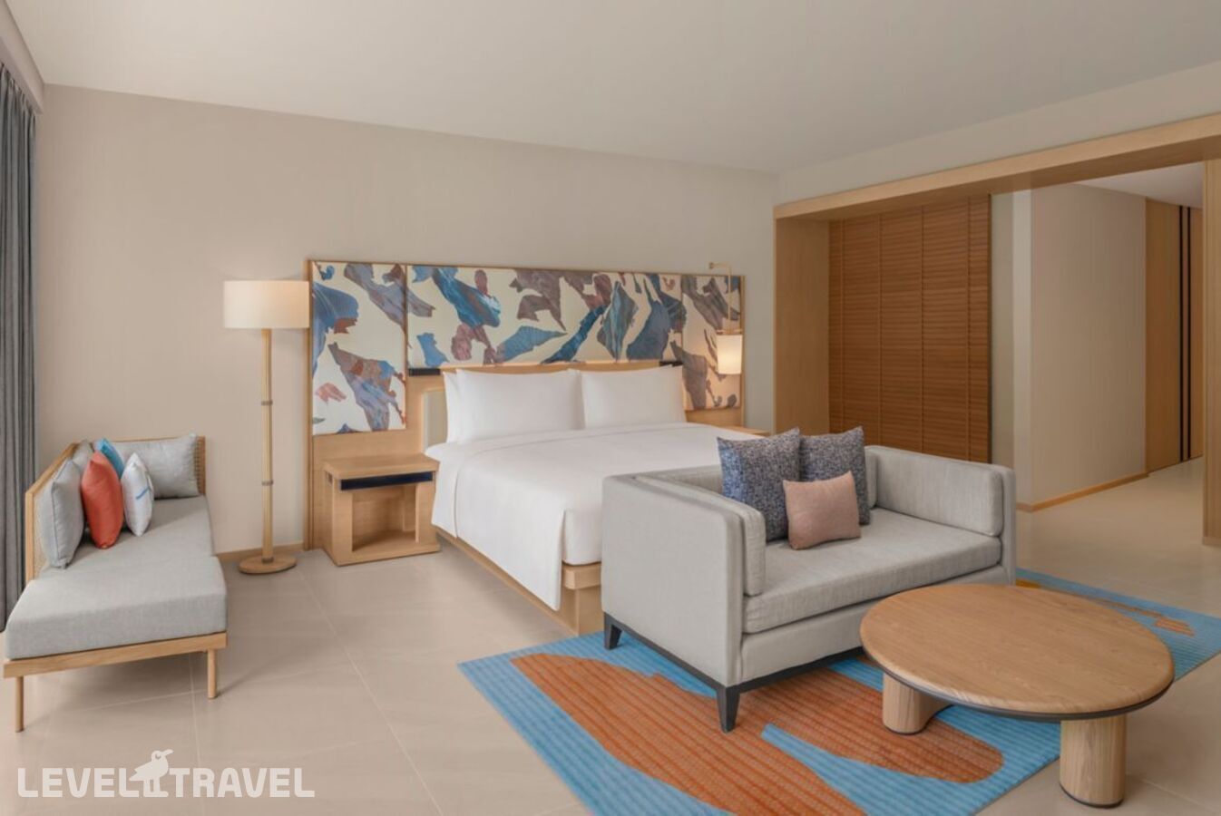 фотографии номера Просторный люкс (2 спальни) с выходом к бассейну отеля Le Meridien Phuket Maikhao Beach Resort (Ex. Holiday Inn Resort Phuket Mai Khao Beach) в Таиланд(Май Као Бич) - фото №1