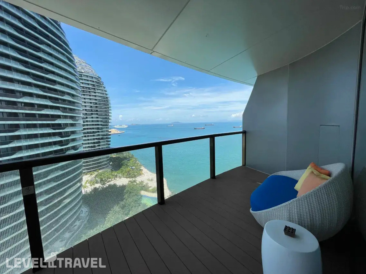 фотографии номера Делюкс с видом на океан (две односпальные кровати) отеля Phoenix Island Resort Sanya в Китай(Санья) - фото №3