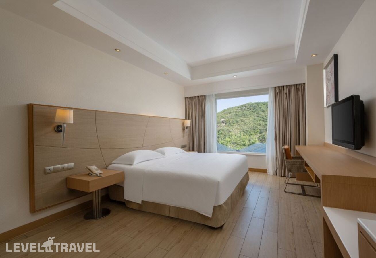фотографии номера Стандартный с видом на горы отеля Ocean View Resort Yalong Bay (Ex.Narada Sanya Yalong Bay) в Китай(Ялонг Бэй) - фото №1