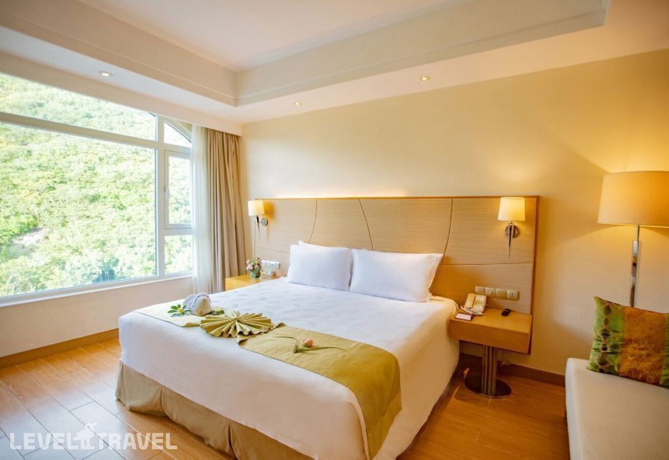 фотографии номера Стандартный с видом на горы отеля Ocean View Resort Yalong Bay (Ex.Narada Sanya Yalong Bay) в Китай(Ялонг Бэй) - фото №4