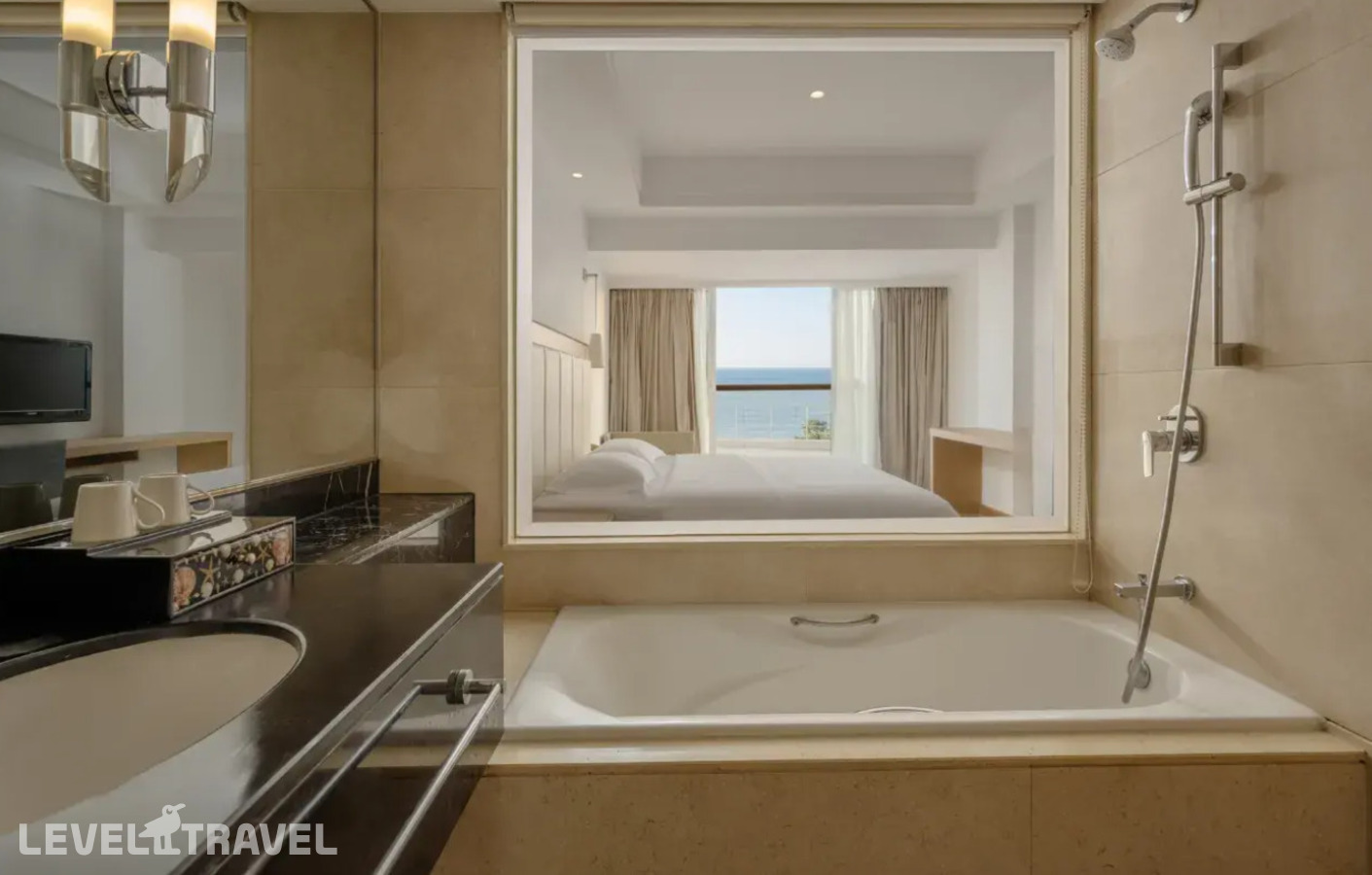 фотографии номера Делюкс с видом на море отеля Ocean View Resort Yalong Bay (Ex.Narada Sanya Yalong Bay) в Китай(Ялонг Бэй) - фото №7
