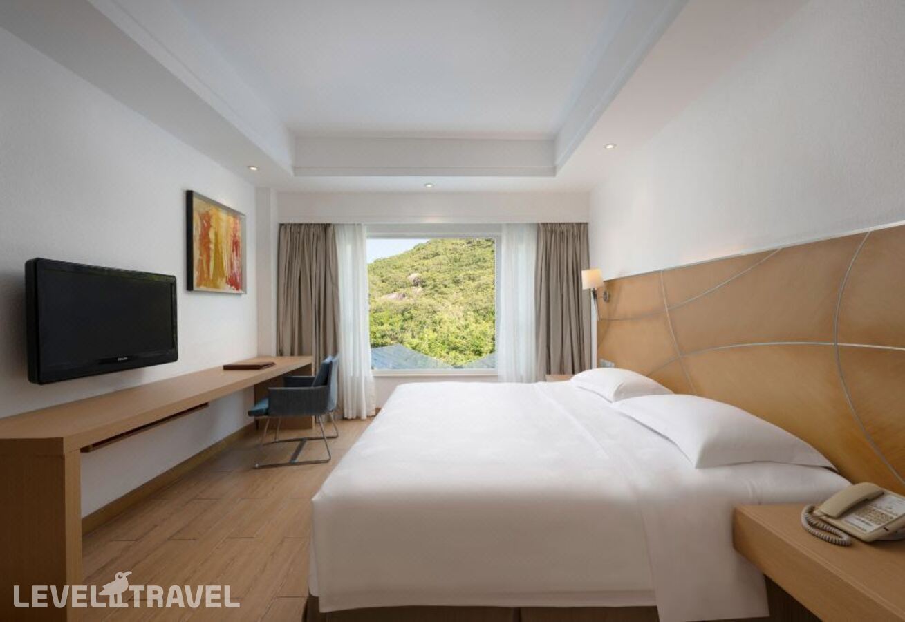 фотографии номера Семейный смежный с видом на горы отеля Ocean View Resort Yalong Bay (Ex.Narada Sanya Yalong Bay) в Китай(Ялонг Бэй) - фото №2