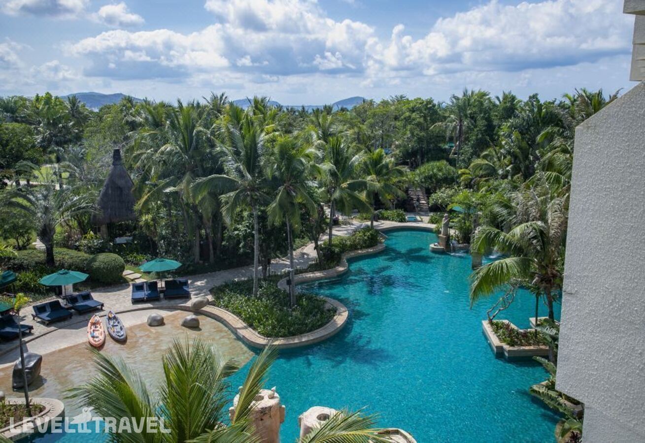 фотографии номера Номер с видом на лагуну отеля Sheraton Sanya Resort в Китай(Ялонг Бэй) - фото №7