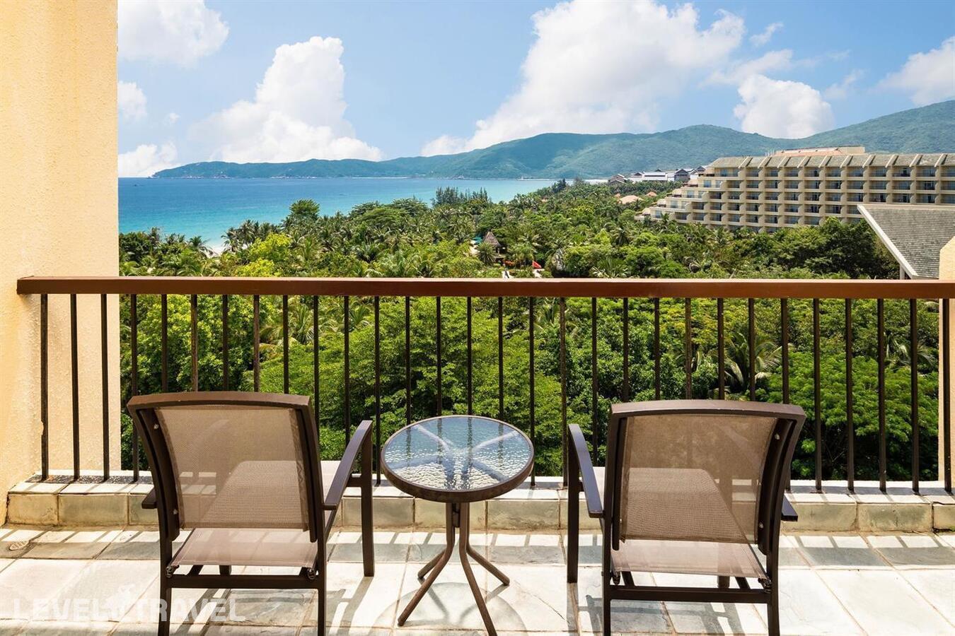 фотографии номера Делюкс Гранд с видом на море отеля Sheraton Sanya Resort в Китай(Ялонг Бэй) - фото №7