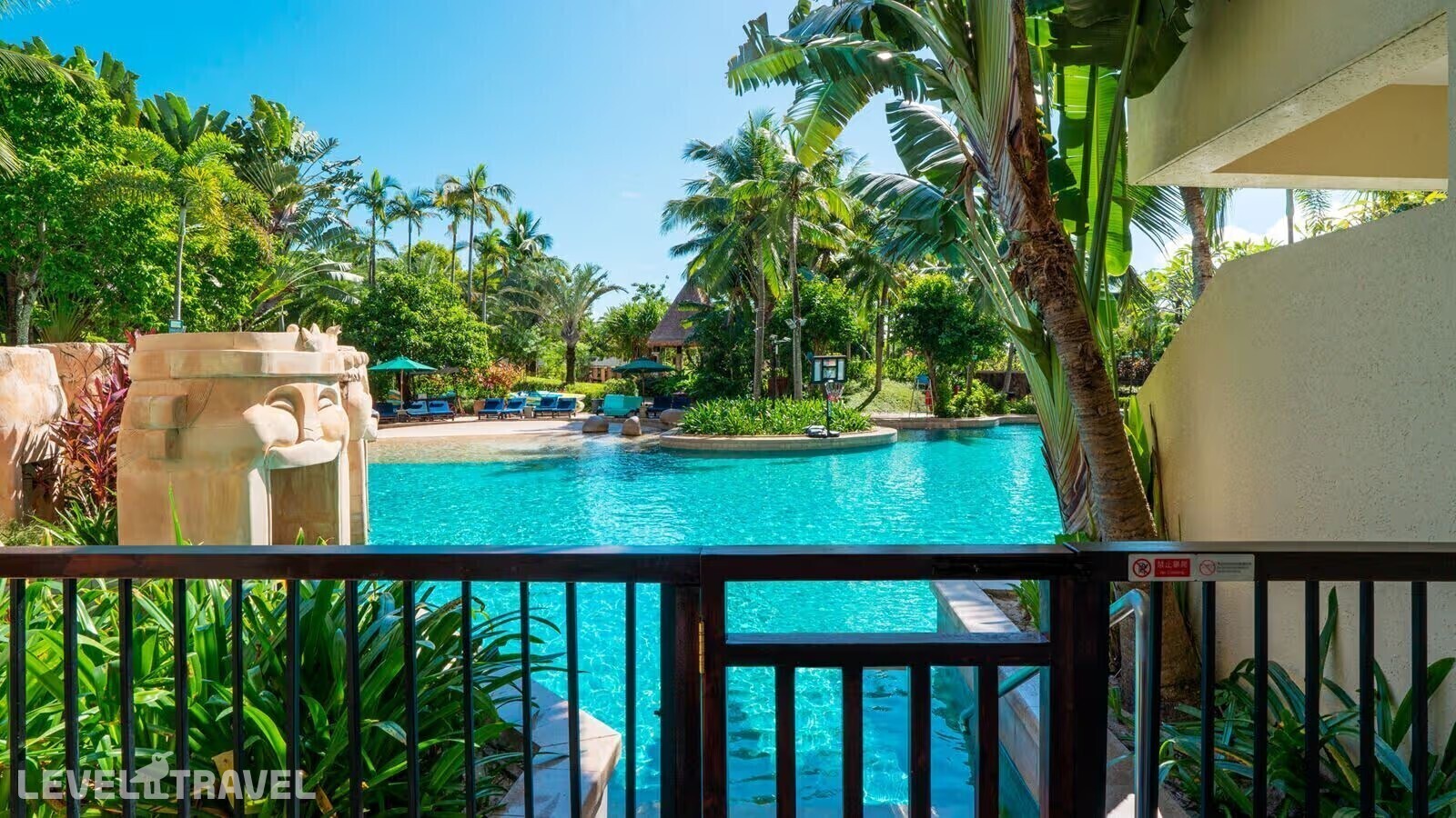 фотографии номера Гранд Делюкс с видом на лагуну отеля Sheraton Sanya Resort в Китай(Ялонг Бэй) - фото №4