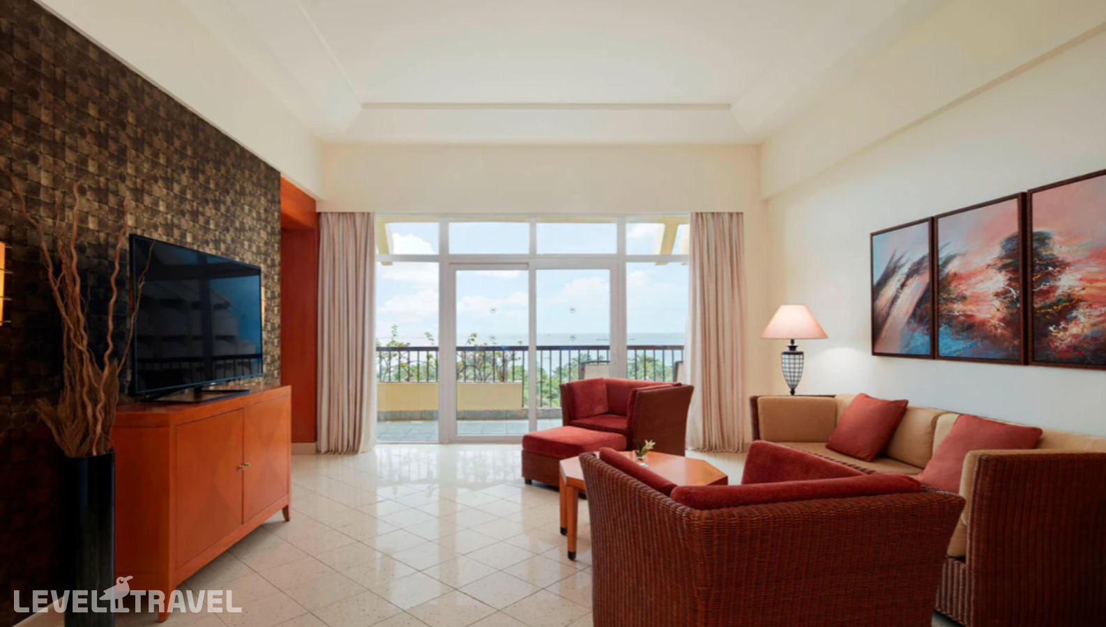 фотографии номера Люкс с видом на море отеля Sheraton Sanya Resort в Китай(Ялонг Бэй) - фото №2