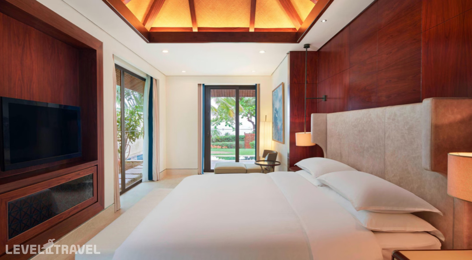 фотографии номера Вилла делюкс с видом на океан отеля Sheraton Sanya Resort в Китай(Ялонг Бэй) - фото №1