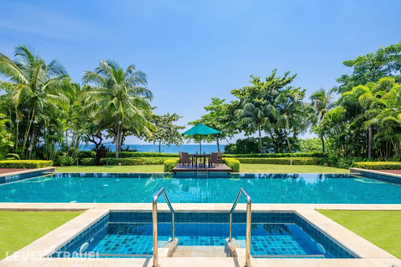 фотографии номера Вилла президентская отеля Sheraton Sanya Resort в Китай(Ялонг Бэй) - фото №3