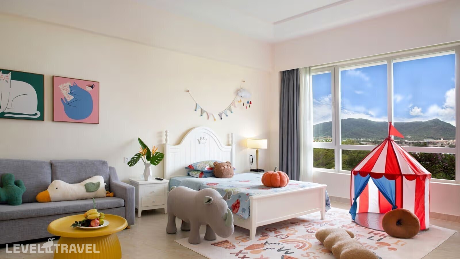 фотографии номера Классический семейный люкс отеля Sheraton Sanya Resort в Китай(Ялонг Бэй) - фото №1