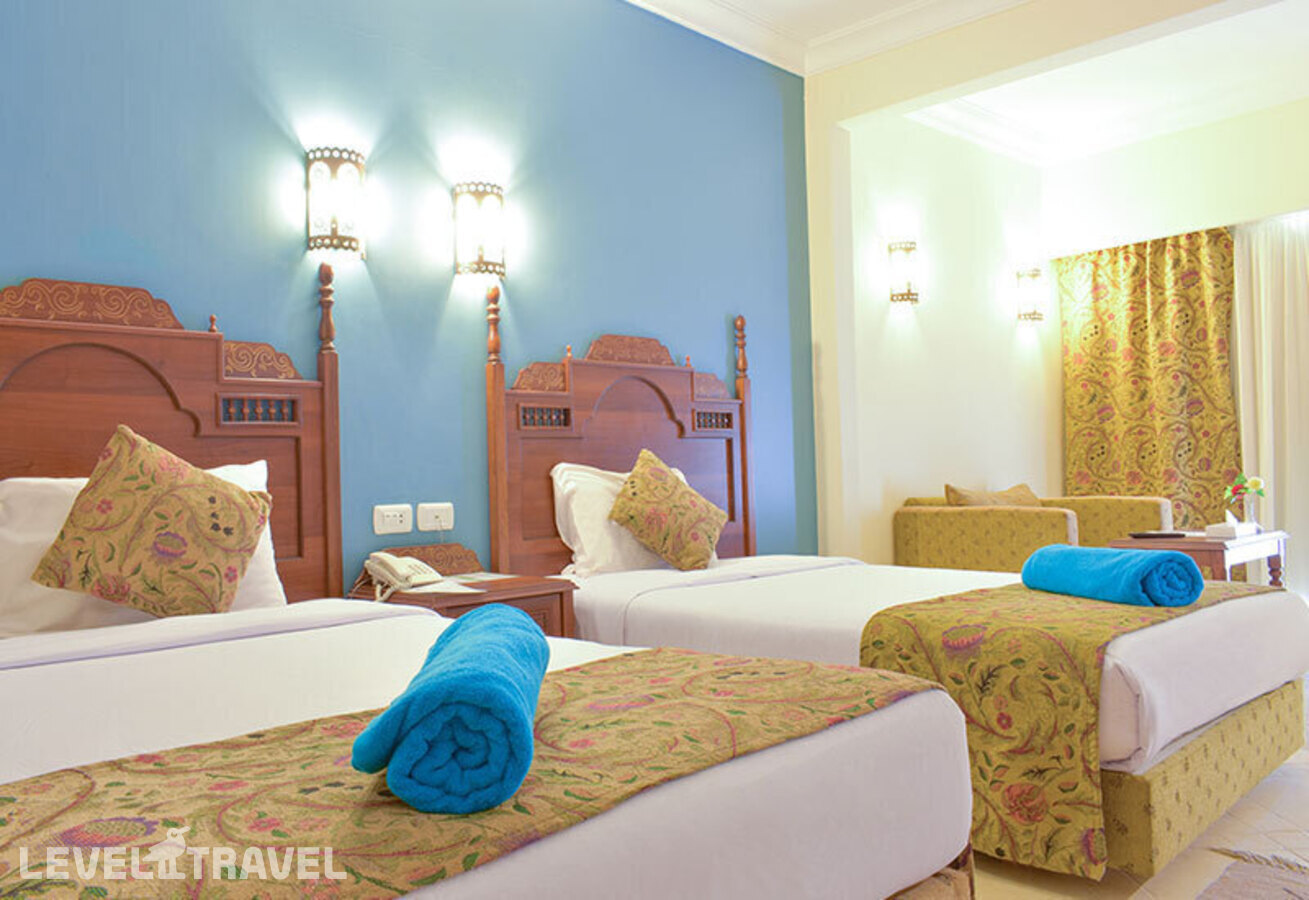 фотографии номера Семейный с видом на горы отеля Jasmine Palace Resort & Spa в Египет(Хургада (город)) - фото №4