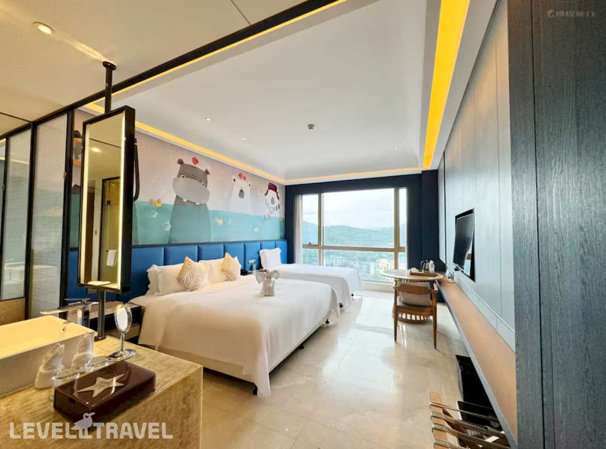фотографии номера Семейный с видом на гавань отеля Harman Hotel Sanya в Китай(Дадунхай Бэй) - фото №3
