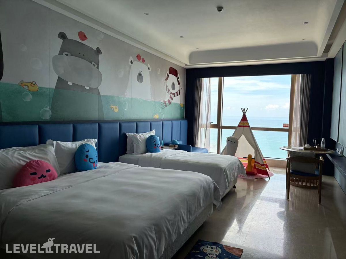 фотографии номера Семейный с видом на гавань отеля Harman Hotel Sanya в Китай(Дадунхай Бэй) - фото №4